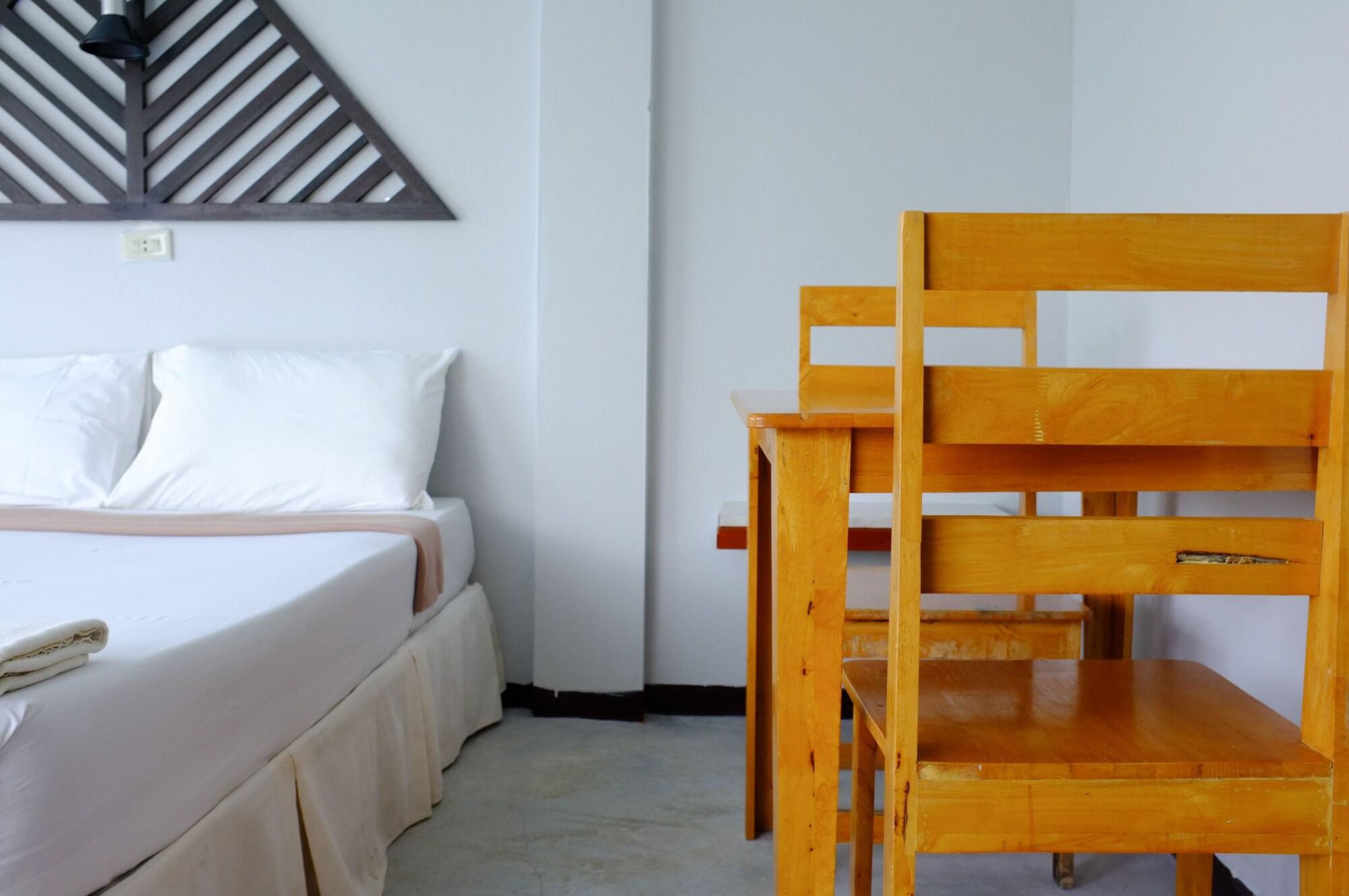 Thaniza Beachfront Resort Haad Rin Esterno foto